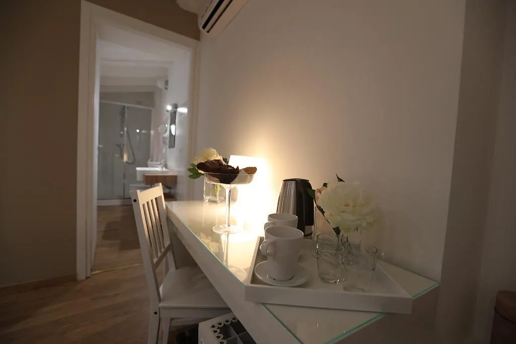 La Maison De Charme Rooms ヴェローナ ゲストハウス