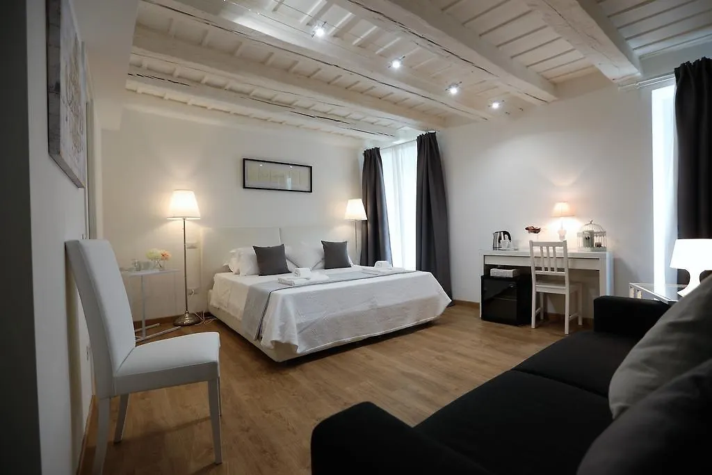 ゲストハウス La Maison De Charme Rooms ヴェローナ