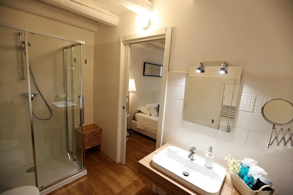 ** ゲストハウス La Maison De Charme Rooms ヴェローナ イタリア